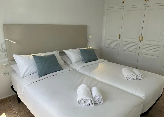 Casa Vedas - 3 Bedroom With Private Pool * Puerto del Carmen (Lanzarote)